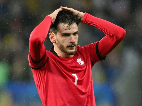 ¿Por qué no juega Khvicha Kvaratskhelia en PSG vs. Manchester City por la UEFA Champions League?