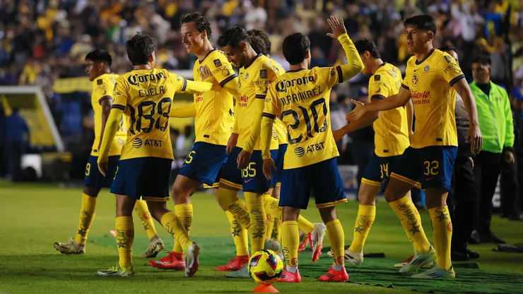 Los jugadores de América, a puro festejo.