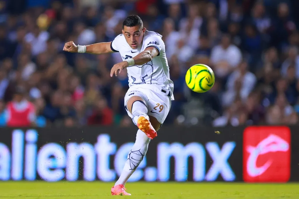 Rogelio Funes Mori podría salir de Pumas UNAM hacia Brasil. [Foto: Getty Images]