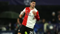 Revelan cuánto ganaría Santiago Giménez en Milan