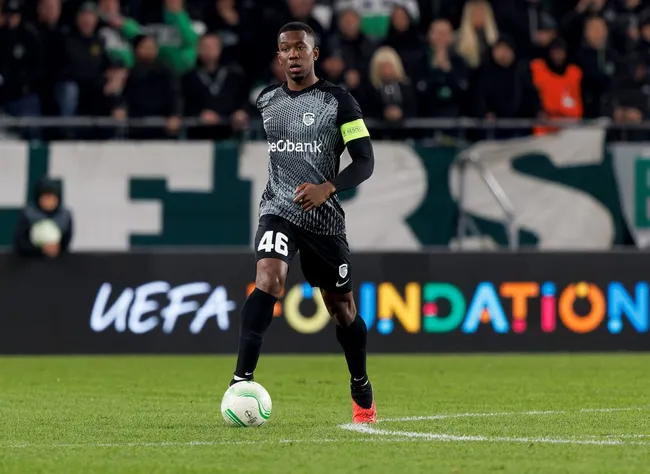 Rayados negocia para fichar a Carlos Cuesta, del Genk (Getty Images)