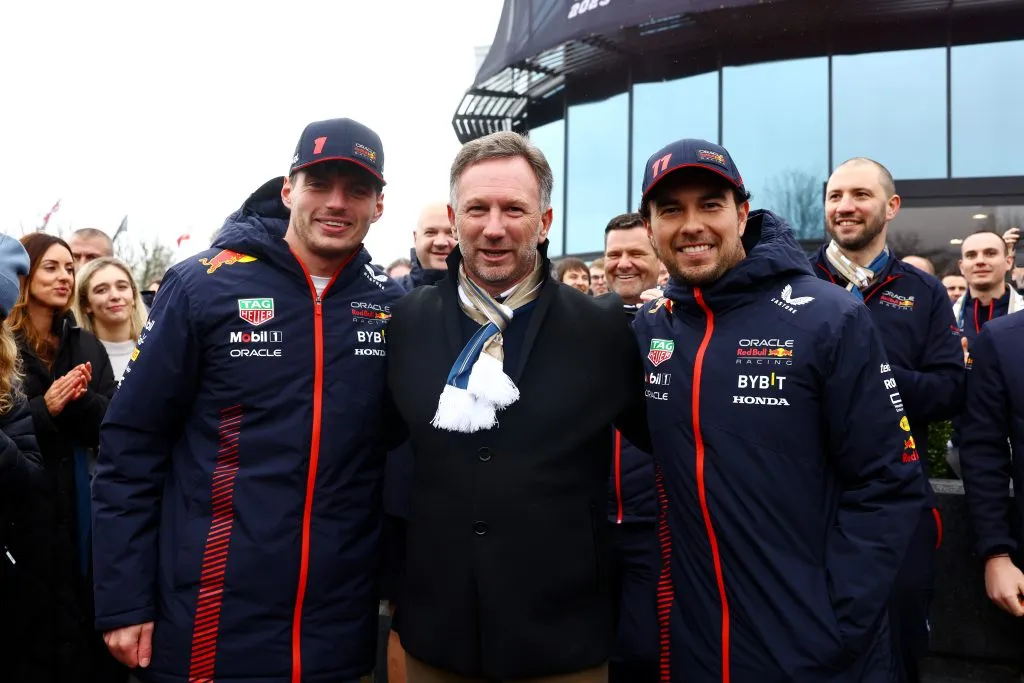 Ni Max Verstappen ni Christian Horner saludaron a Checo Pérez por su cumpleaños (GETTY IMAGES)