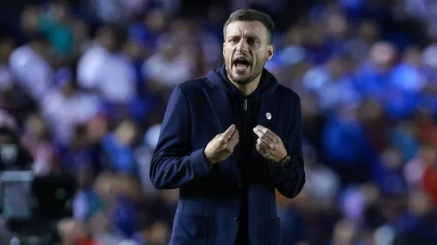 Martín Anselmi ya fue oficializado como nuevo DT de Porto.