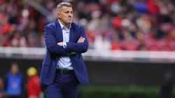 Óscar García recibió una dura sanción tras lanzar patada a James Rodríguez