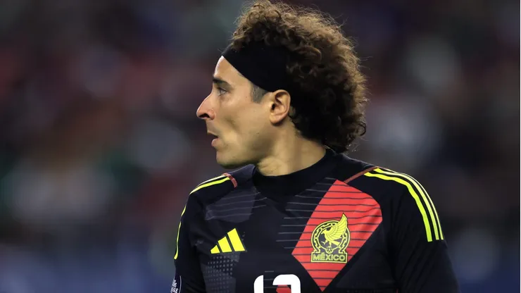 El portero de 39 años disputó 10 partidos desde su llegada al equipo portugués.