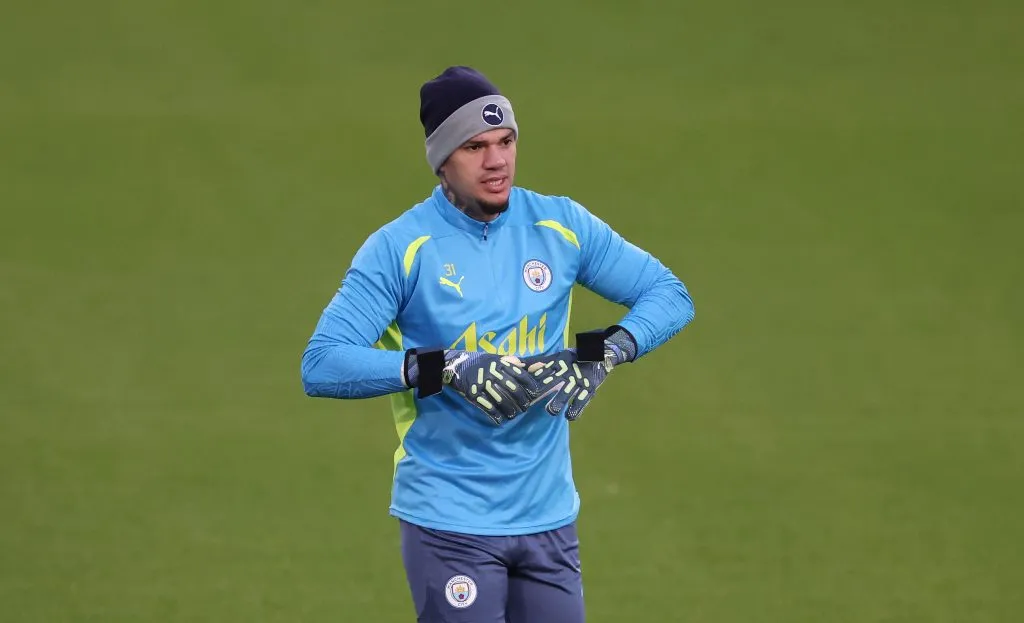 Ederson Moraes en un entrenamiento de Manchester City (GETTY IMAGES)
