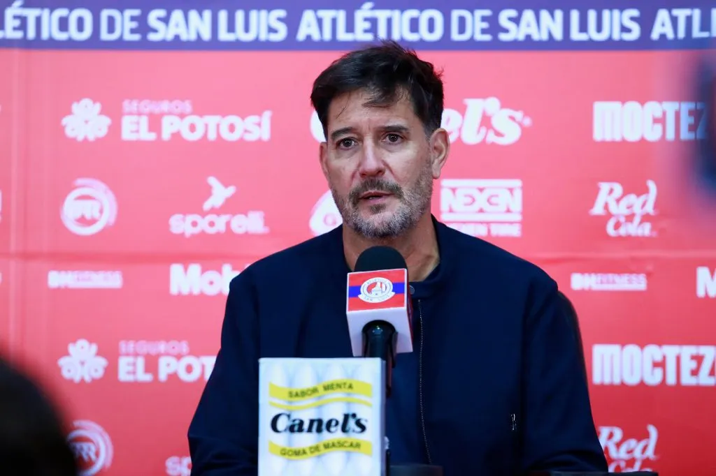 Gustavo Lema afirmó que su equipo deberá mutar para acostumbrarse a jugar sin César Huerta. (Getty Images)