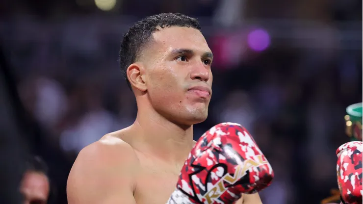 David Benavidez no pierde la ilusión de enfrentar a Canelo Álvarez en algún momento.