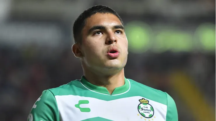 Aguascalientes, Aguascalientes a 12 de Abril de 2024. Stephano Carrillo, durante el partido correspondiente a la jornada 15 del torneo Clausura 2024 de la Liga BBVA MX, entre los rayos del Necaxa y los Guerreros de Santos Laguna, realizado en el estadio Victoria. Foto: Imago7/ Ramón Balandrán