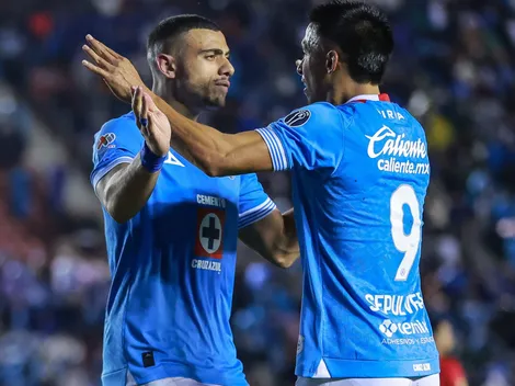 Inédito: el curioso gesto de Giakoumakis con el compañero de Cruz Azul que le dé una asistencia