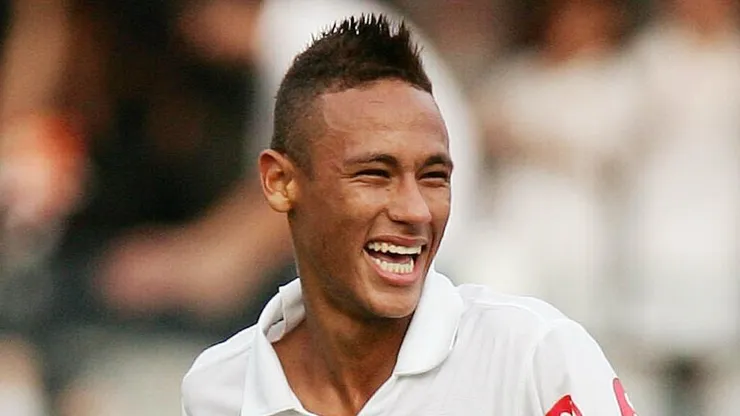 Neymar regresa al Santos, el club del que surgió como futbolista.