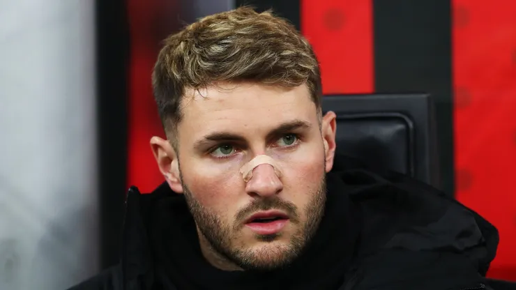 Récord de ventas en Milan gracias a Santiago Giménez