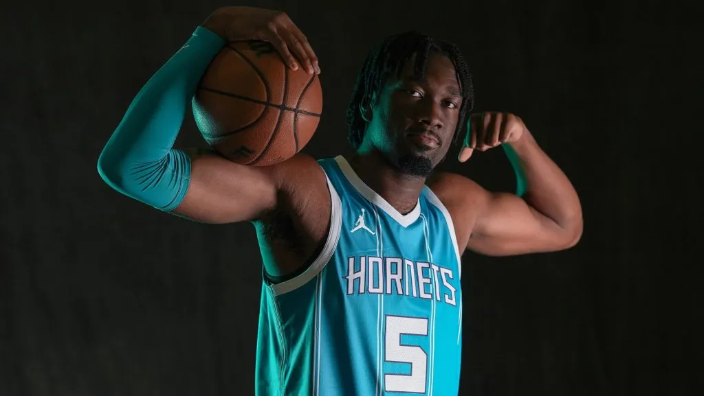 Mark Williams es la nueva incorporación de Los Angeles Lakers para reemplazar a Anthony Davis. (GETTY IMAGES)