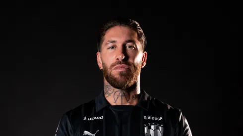 Furor en México por la playera de Sergio Ramos.