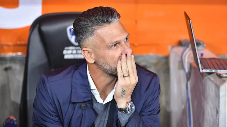 Martín Demichelis, en la cuerda floja en Monterrey.