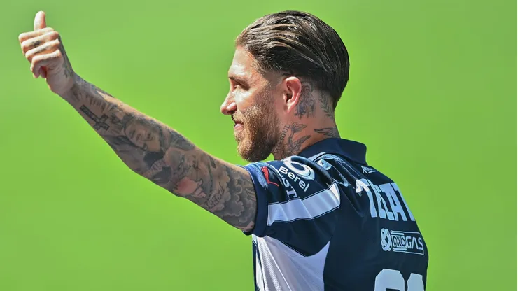 Sergio Ramos brindó su primera conferencia de prensa como futbolista albiazul.