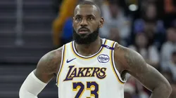 Los Angeles Lakers juega contra Utah Jazz