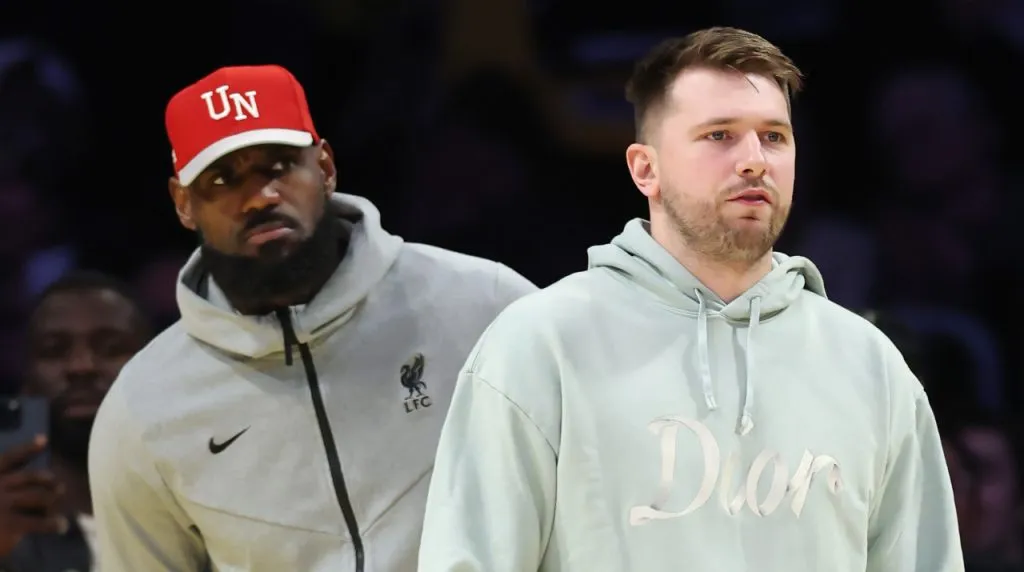 LeBron James y Luka Doncic. (Foto: Getty Images)