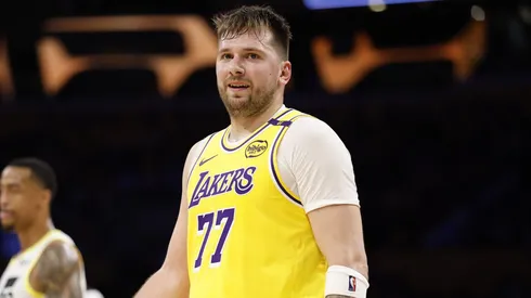 Luka Doncic debutó con Los Angeles Lakers