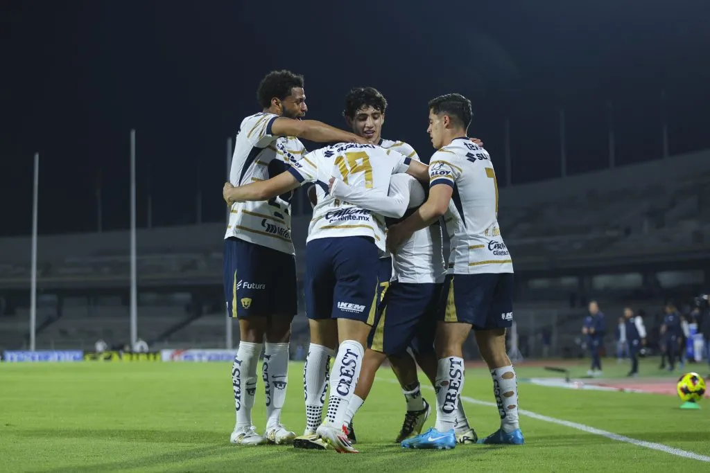 Pumas celebra el gol de Piero Quispe ante Mazatlán (GETTY IMAGES)