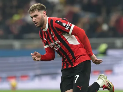 La prensa de Italia criticó a Santiago Giménez tras jugar con Milan por la Champions League