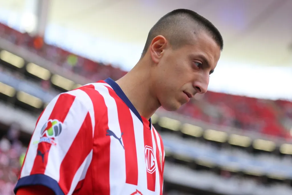 Roberto Alvarado, sancionado por su entrenador [Foto: Getty]
