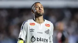 Neymar tiene contrato en Santos hasta junio de 2025