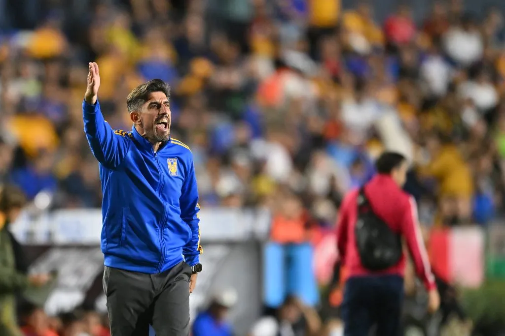 Veljko Paunovic criticó la actuación del árbitro Víctor Alfonso Cáceres Hernández tras la victoria ante Cruz Azul. (Getty Images)