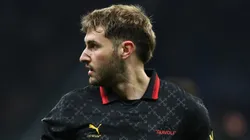 Santiago Giménez ya anotó dos goles en Milan tras cuatro partidos disputados.