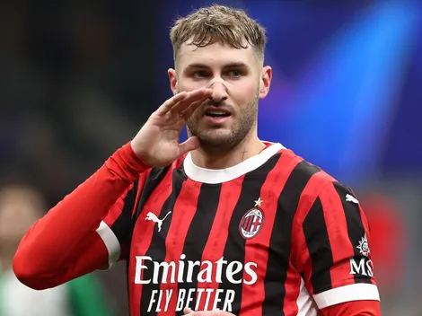 ¿Juega Santiago Giménez? Las alineaciones de Milan vs. Monza
