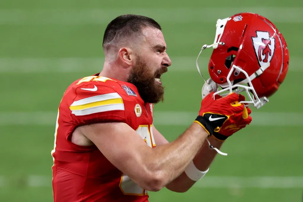 Travis Kelce todavía no tomó una decisión sobre su futuro (GETTY IMAGES)