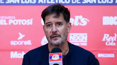 Gustavo Lema es cuestionado en Pumas