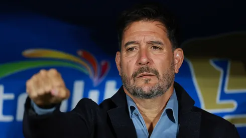 Gustavo Lema fuera de Pumas