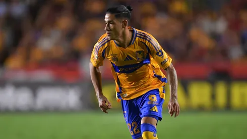 Uriel Antuna fue foco de las burlas en plena transmisión de TV