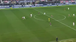 Santi Giménez se lució nuevamente con la camiseta del Milan y asistió a Rafael Leao.