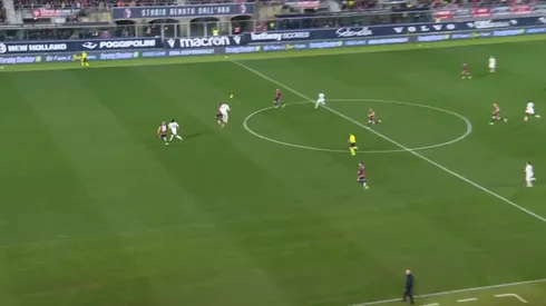 Santi Giménez se lució nuevamente con la camiseta del Milan y asistió a Rafael Leao.