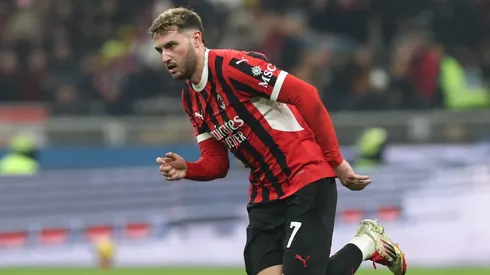 El Milan de Santiago Giménez perdió ante Bologna por la Serie A