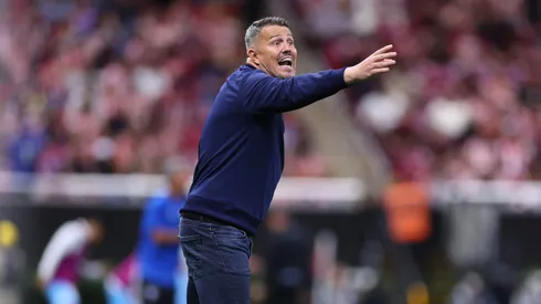 Óscar García tiene los días contados en Chivas tras los cambios en la directiva