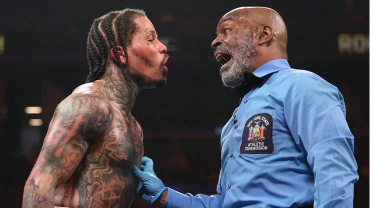 Gervonta Davis tuvo una particular pelea ante Lamont Roach y generó polémica.
