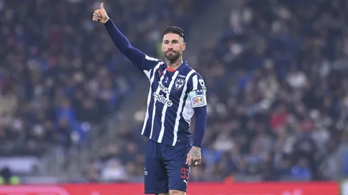 El zaguero español no participó en la reciente derrota de Rayados ante Mazatlán.