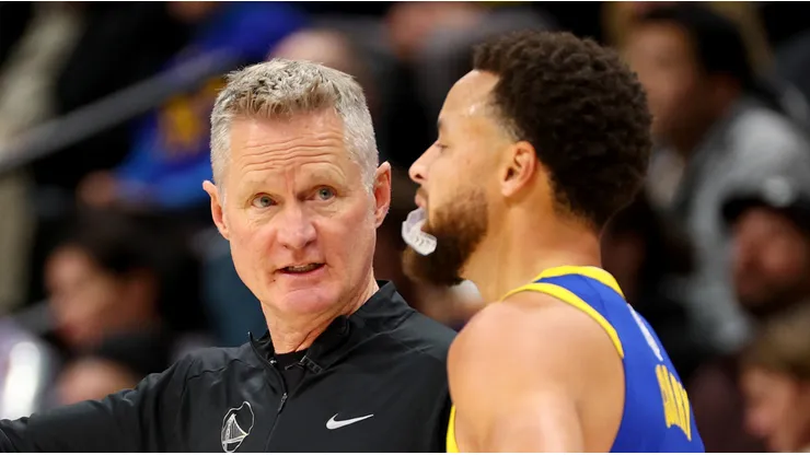 Steve Kerr y Stephen Curry.