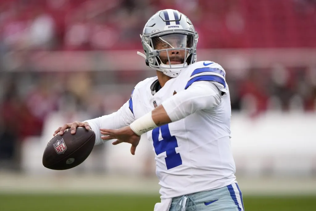 Dak Prescott, mariscal de campo de los Dallas Cowboys (GETTY IMAGES)