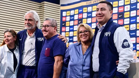 El emotivo gesto de Efraín Juárez durante su presentación como DT de Pumas
