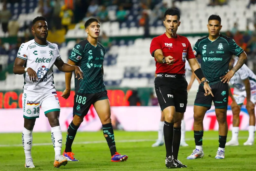 Santos Laguna y León se reencuentran en un duelo interesante [Foto: Getty]