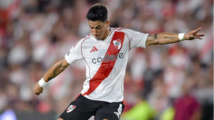 Maxi Meza fue muy abucheado por la afición de River al ser anunciado por la voz del estadio