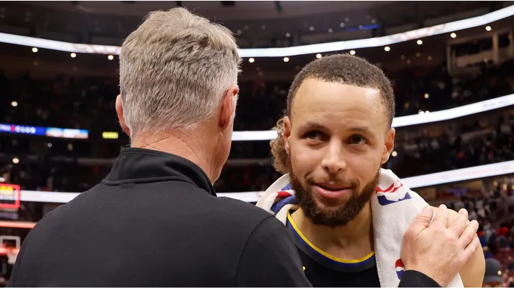 Steve Kerr y Stephen Curry.