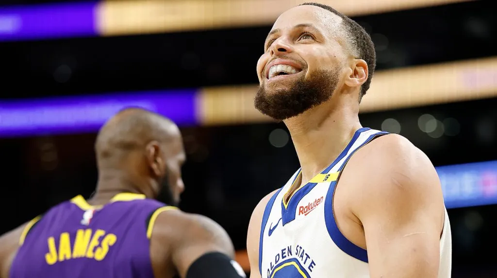 Stephen Curry en Warriors vs. Lakers. (Foto: Getty Images)
