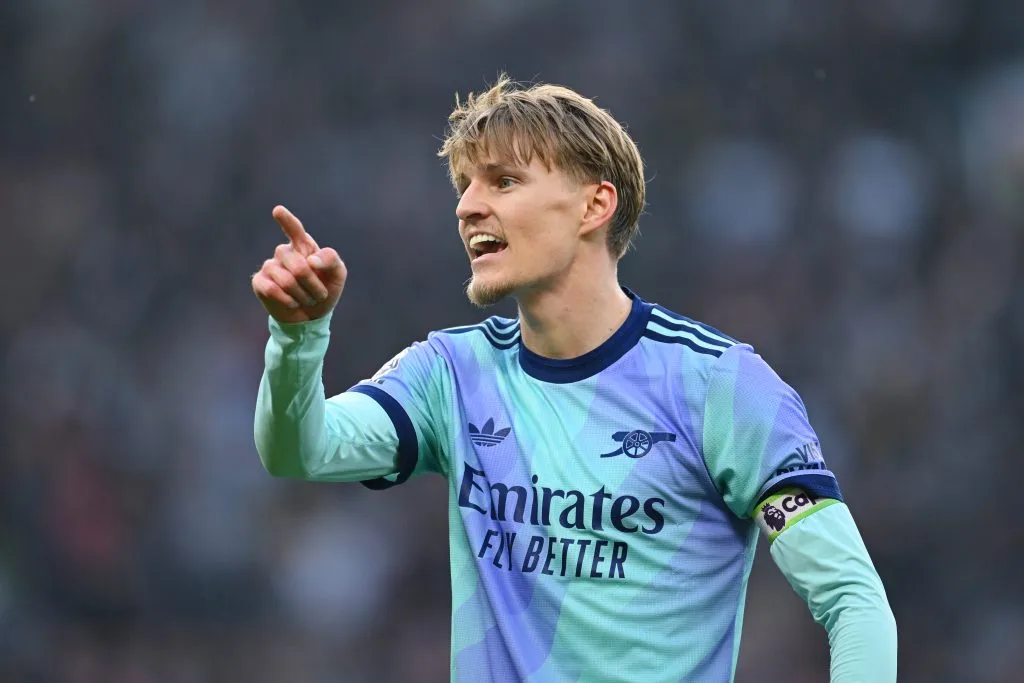 Martin Odegaard comenzará el encuentro desde la banca por decisión de Mikel Arteta. (Getty Images)