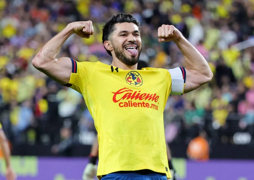 El delantero Henry Martin no estará en el partido ante Atlas por el Clausura 2025. [Foto Getty Images]