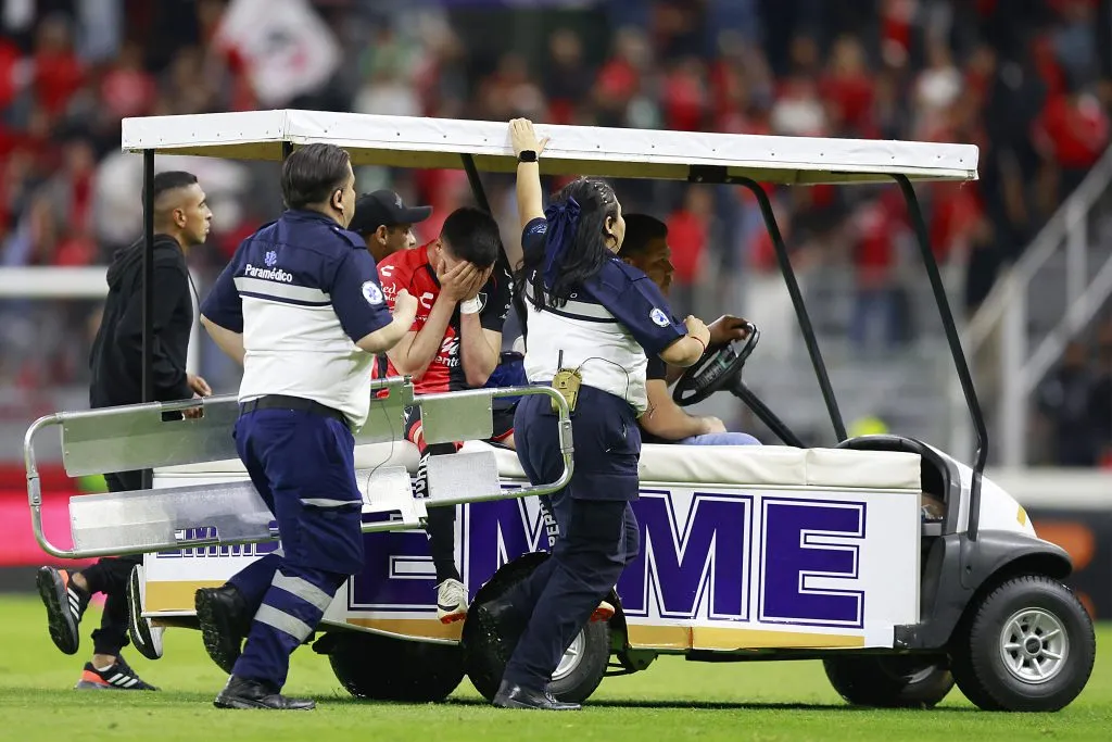 Gustavo del Prete salió lesionado con Atlas ante América (JAM Media)
